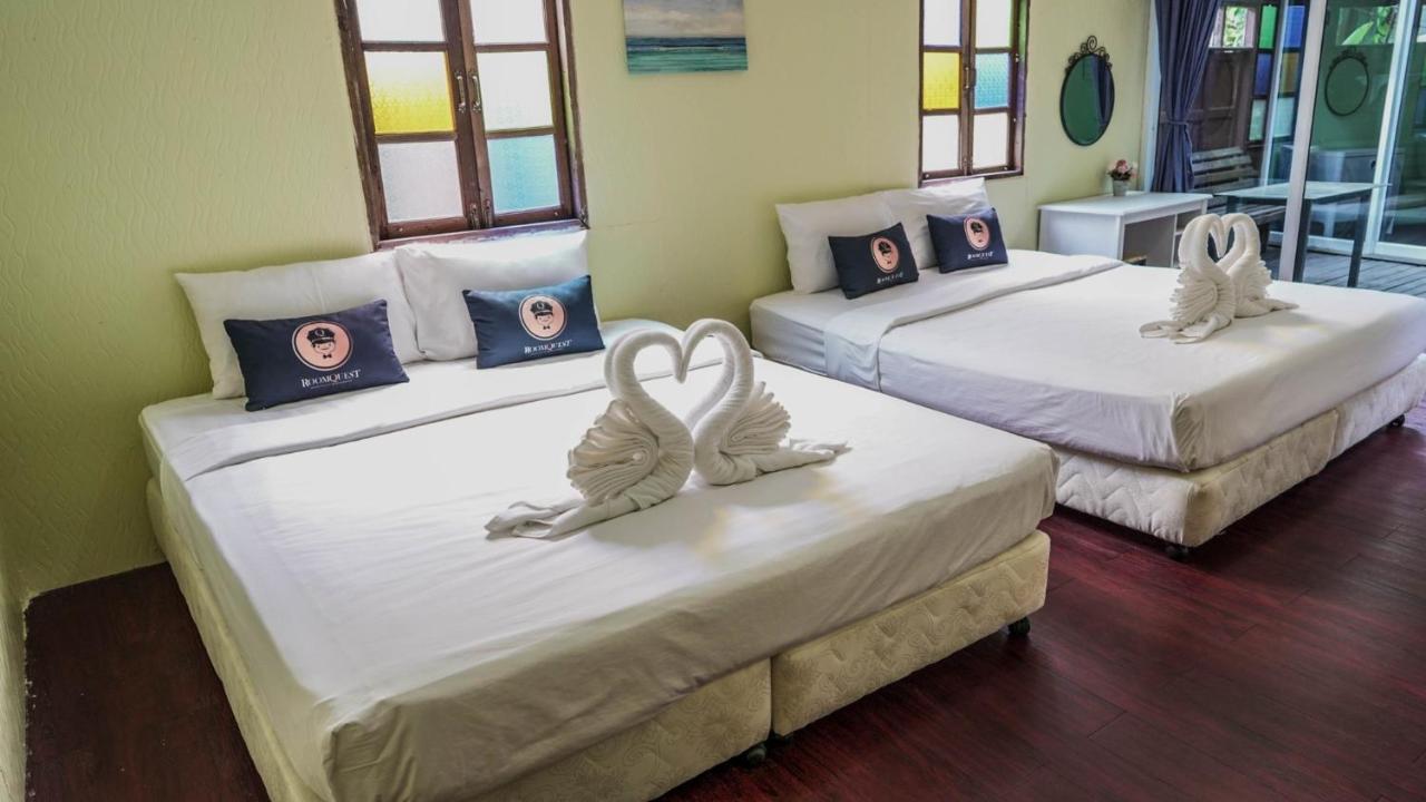 Roomquest Amphawa Floating Market Exteriör bild