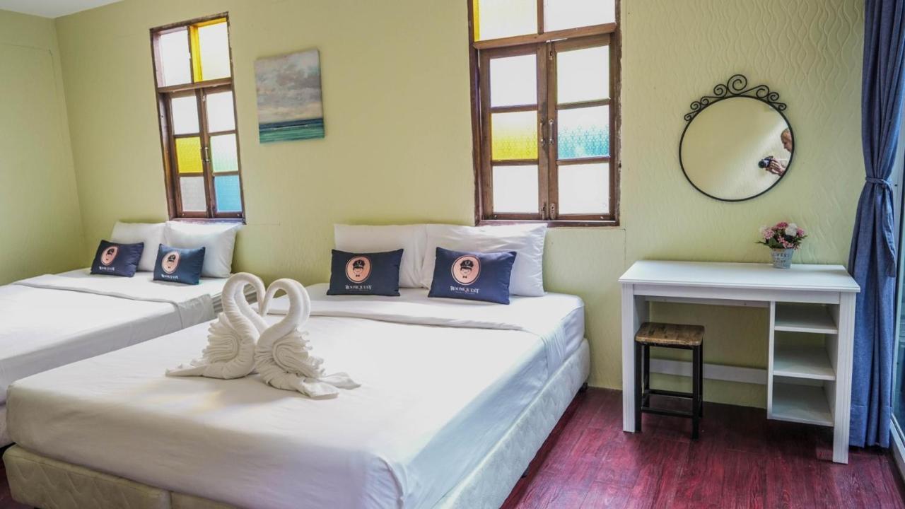 Roomquest Amphawa Floating Market Exteriör bild